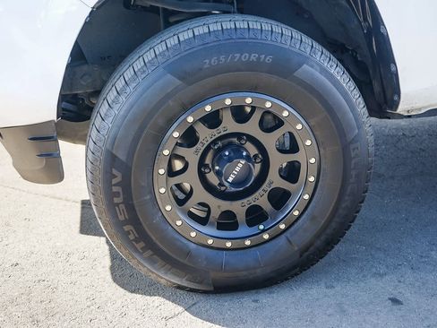 Used 2021 Toyota Tacoma SR5 image 9