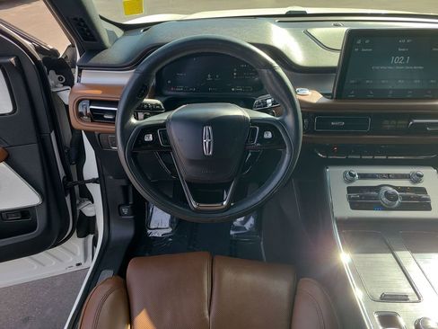 Used 2022 Lincoln Aviator Reserve w/ Equipment Group 201A AWD/4WD image 28