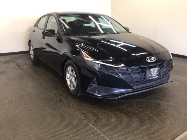 Used 2023 Hyundai Elantra SE FWD image 1