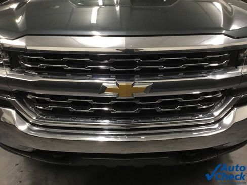 Used 2018 Chevrolet Silverado 1500 LTZ AWD/4WD image 23