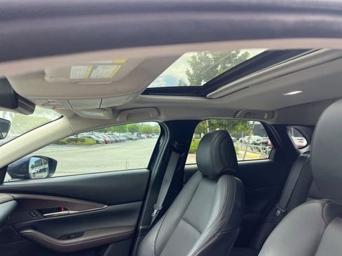 Used 2023 MAZDA CX-30 AWD 2.5 S w/ Premium Package image 18