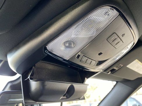 Used 2023 Dodge Durango GT image 31