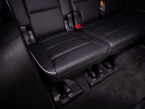 Used 2023 Cadillac Escalade ESV Premium Luxury w/ LPO, Floor Liner Package AWD/4WD image 69