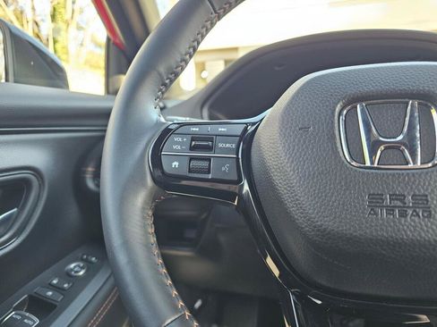 Certified 2025 Honda HR-V Sport image 28