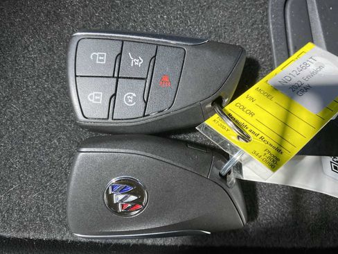 Used 2022 Buick Envision Essence w/ Sport Touring Package image 20