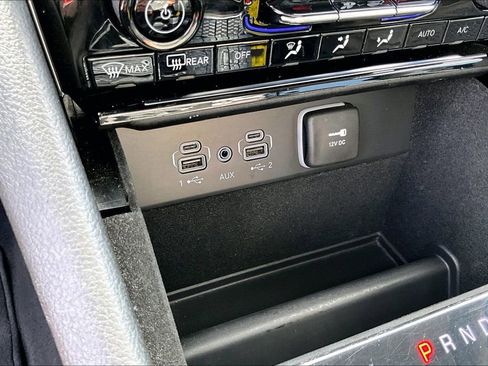 Used 2021 Jeep Grand Cherokee L Limited image 30