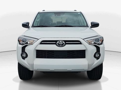 Used 2024 Toyota 4Runner SR5 RWD image 9
