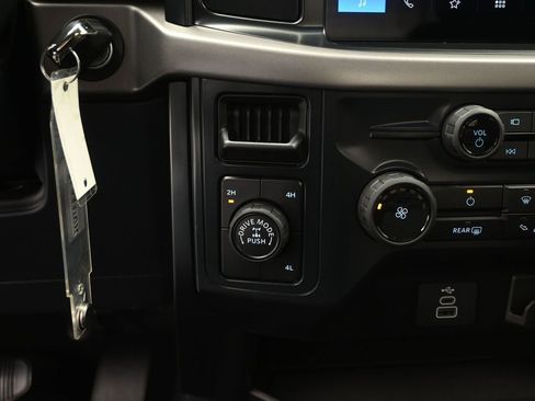 New 2025 Ford F150 XL w/ Equipment Group 103A High image 16