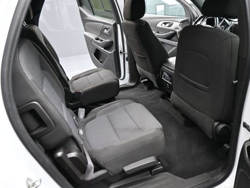 Certified 2022 Chevrolet Traverse LT image 18
