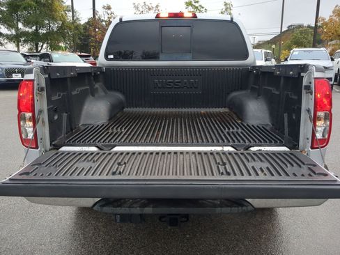 Used 2016 Nissan Frontier SV image 20