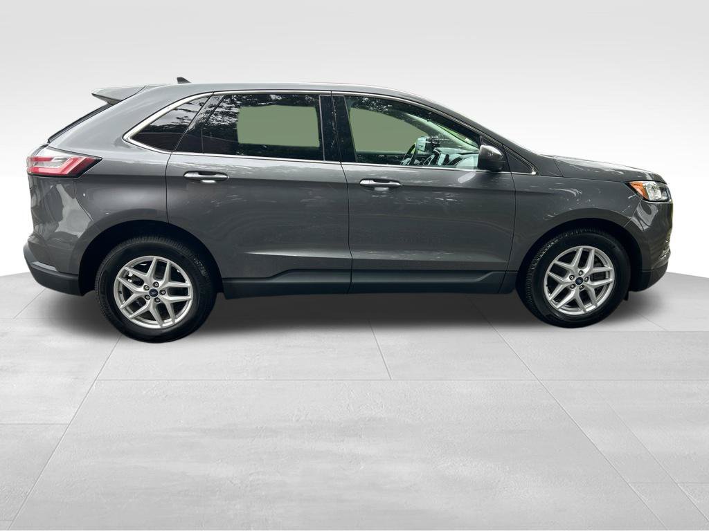Used 2021 Ford Edge SEL w/ Convenience Package FWD image 7