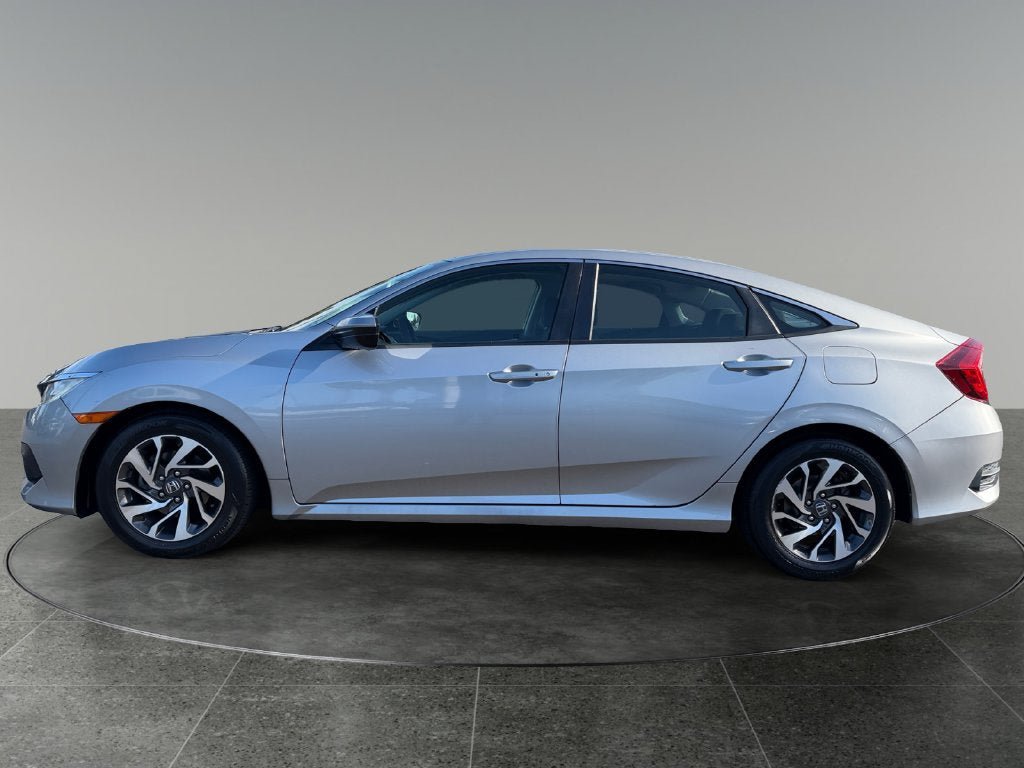 Used 2017 Honda Civic EX image 5