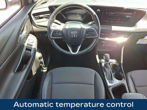 Used 2024 Buick Encore GX Preferred FWD image 3