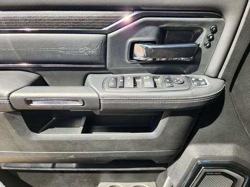 Used 2024 RAM 3500 Limited image 22