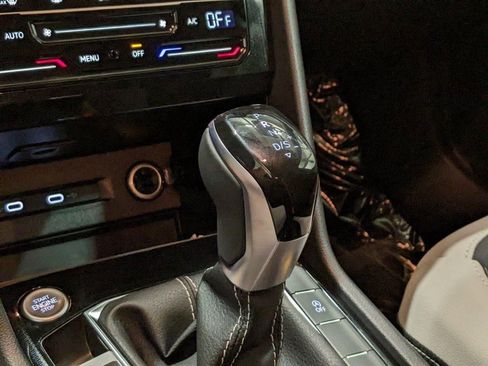 New 2026 Volkswagen Taos SE AWD/4WD image 18