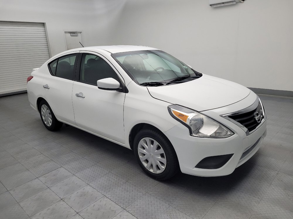 Used 2019 Nissan Versa SV FWD image 11