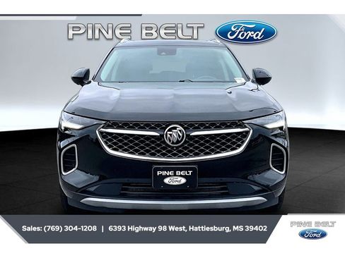 Used 2023 Buick Envision Avenir FWD image 3