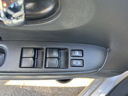 Used 2015 Nissan Versa Note SV image 15