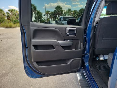 Used 2018 Chevrolet Silverado 1500 LT w/ All Star Edition image 15