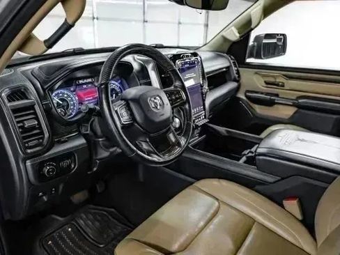 Used 2019 RAM 1500 Limited w/ Advanced Safety Group AWD/4WD image 3