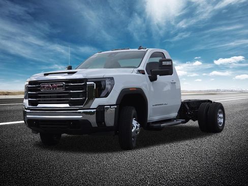 New 2026 GMC Sierra 3500 SLE w/ SLE Convenience Package AWD/4WD image 11