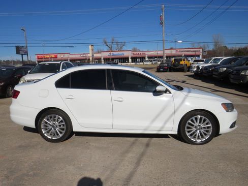 Used 2014 Volkswagen Jetta TDI FWD image 4