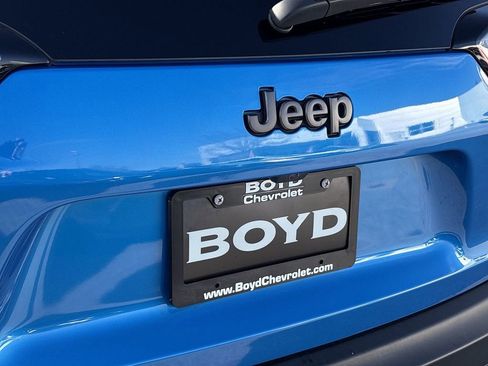 Used 2021 Jeep Cherokee Latitude Lux 80th Anniv w/ Quick Order Package 26U 80TH image 34