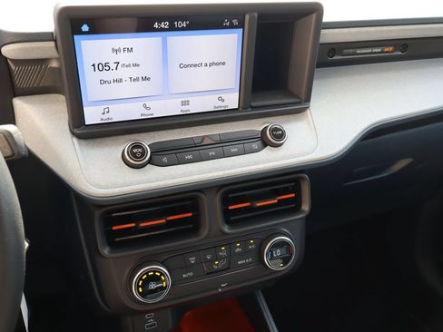 Used 2022 Ford Maverick XLT FWD image 6