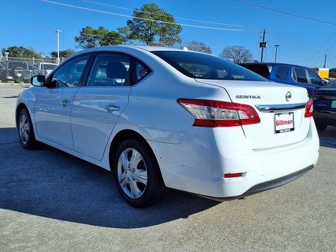 Used 2015 Nissan Sentra SV image 3