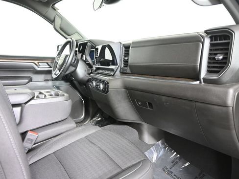 Used 2023 Chevrolet Silverado 1500 LT AWD/4WD image 15
