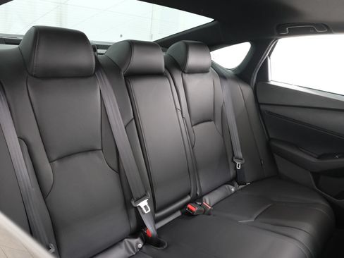 Used 2024 Honda Accord Sport image 33