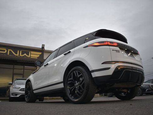 Used 2020 Land Rover Range Rover Evoque SE image 7