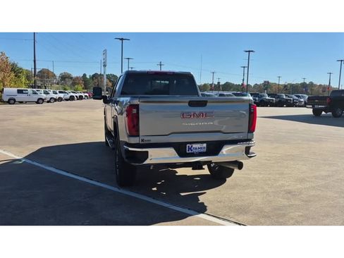New 2026 GMC Sierra 2500 SLT image 7