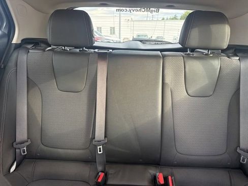 Used 2025 Buick Encore GX Preferred FWD image 23