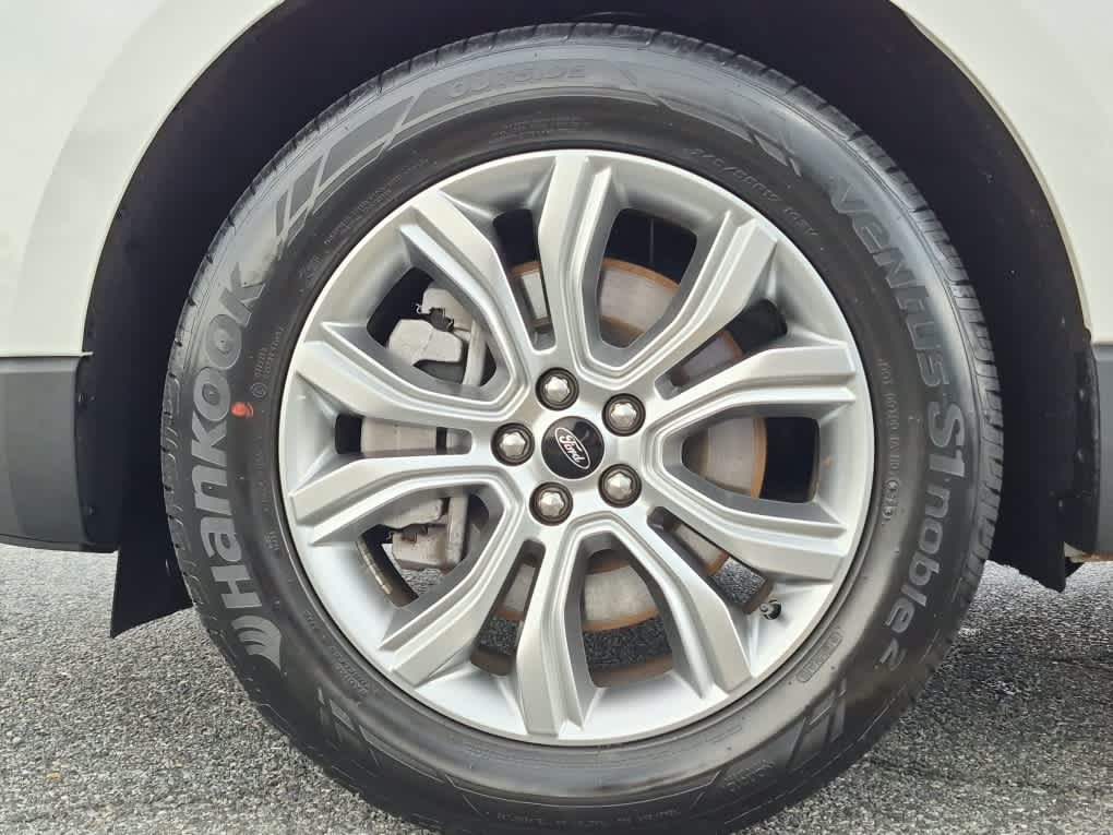 Used 2024 Ford Edge Titanium AWD/4WD image 6