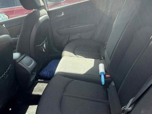 Used 2018 Kia Optima LX image 6