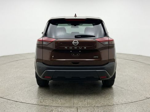Used 2025 Nissan Rogue SV FWD image 7