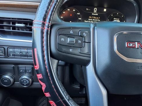 Used 2022 GMC Yukon SLE w/ Gmc Pro Safety Plus Package image 19