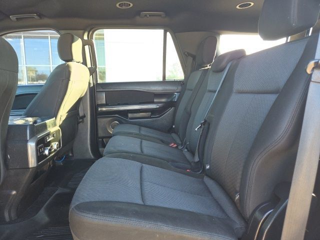 Used 2019 Ford Expedition XLT RWD image 24