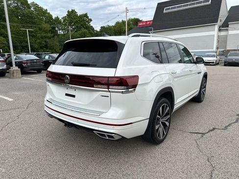Certified 2024 Volkswagen Atlas SEL Premium R-Line AWD/4WD image 9