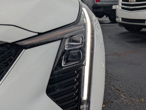 Certified 2025 Cadillac CT5 V image 27