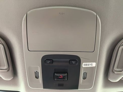 Used 2023 Toyota Camry SE image 37