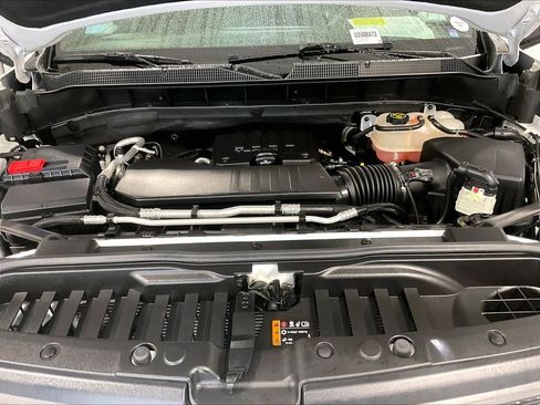 Used 2023 Chevrolet Silverado 1500 LT AWD/4WD image 35