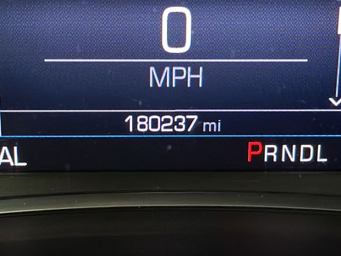 Used 2019 Chevrolet Equinox LT AWD/4WD image 10