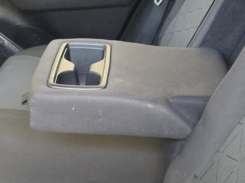 Used 2022 Toyota RAV4 XLE w/ Convenience Package FWD image 11