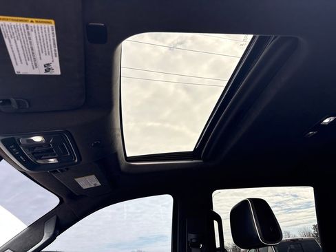 Used 2024 GMC Sierra 2500 AT4X image 34