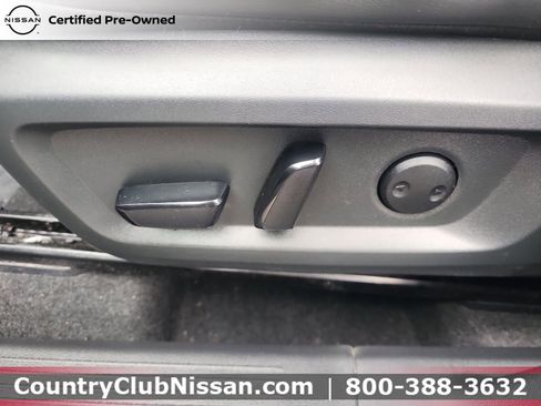 Certified 2021 Nissan Rogue SV w/ Premium Package AWD/4WD image 12