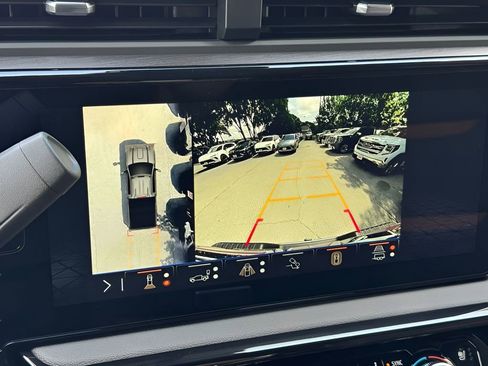 New 2026 GMC Sierra 2500 AT4 w/ AT4 Premium Plus Package AWD/4WD image 22