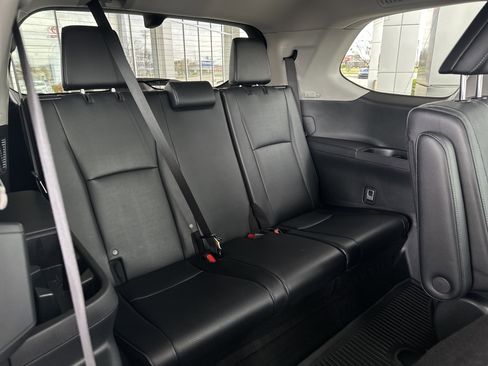 Used 2024 Toyota Grand Highlander Platinum image 19