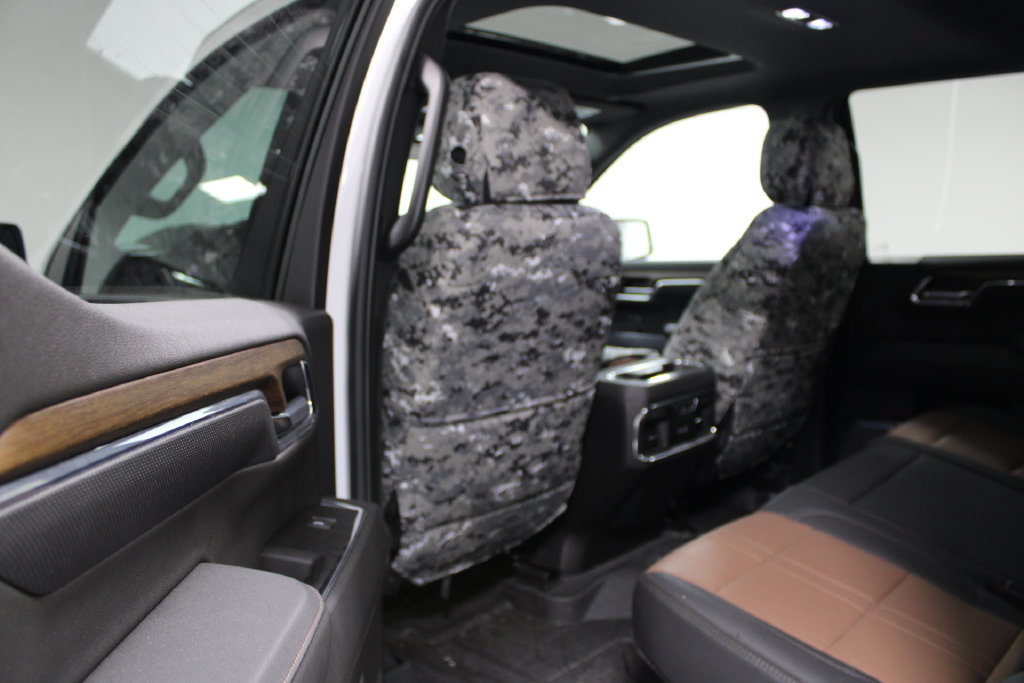 Used 2024 Chevrolet Silverado 1500 High Country AWD/4WD image 17